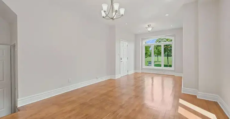 42 William Hancox Avenue, Toronto, ON, M4E 3W9 - 6