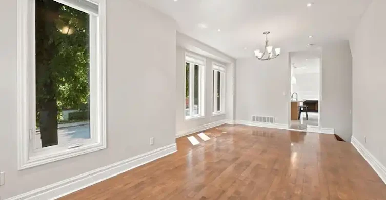 42 William Hancox Avenue, Toronto, ON, M4E 3W9