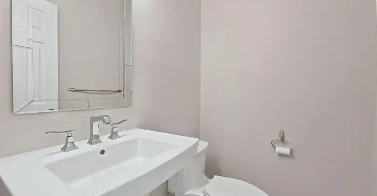 42 William Hancox Avenue, Toronto, ON, M4E 3W9 - 16