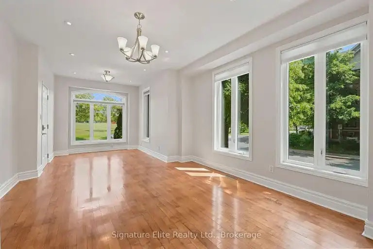 42 William Hancox Avenue, Toronto, ON, M4E 3W9 - 7