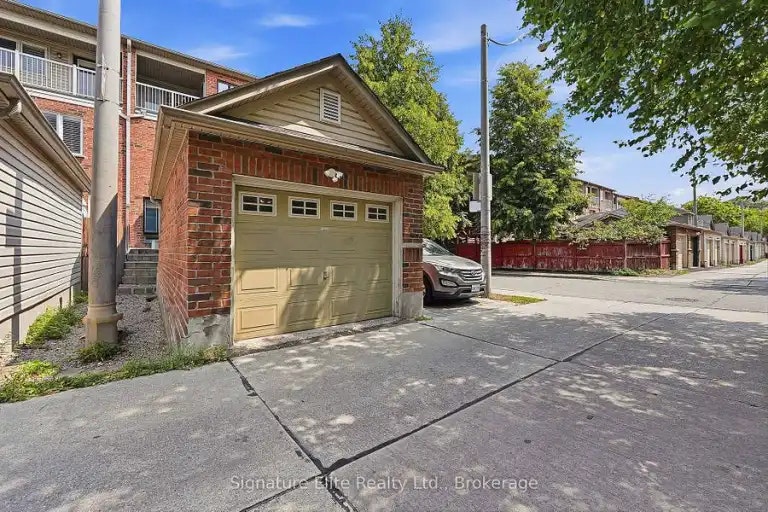 42 William Hancox Avenue, Toronto, ON, M4E 3W9 - 2