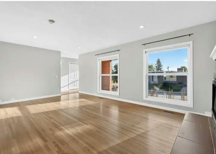 803 Canford Crescent Southwest, Calgary, AB, T2W 1L2 - 4