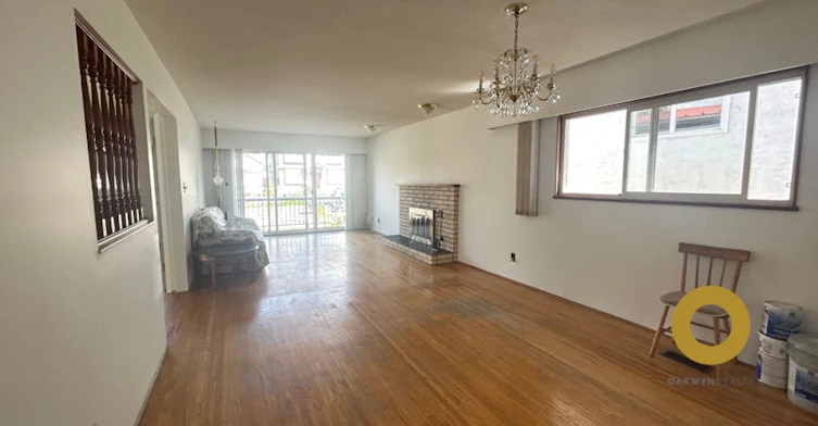 4119 Victoria Drive, Vancouver, BC, V5N 4M9 - 2