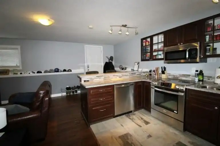11510 77 Avenue, Grande Prairie, AB, T8W 0A3 - 2