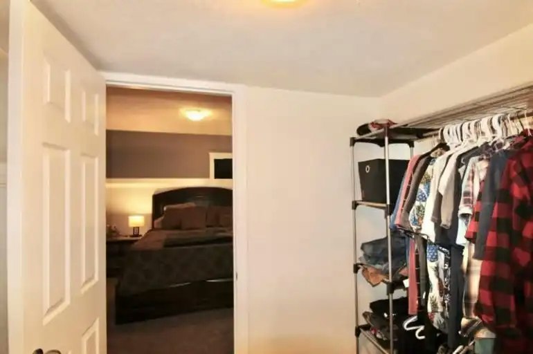 11510 77 Avenue, Grande Prairie, AB, T8W 0A3 - 10
