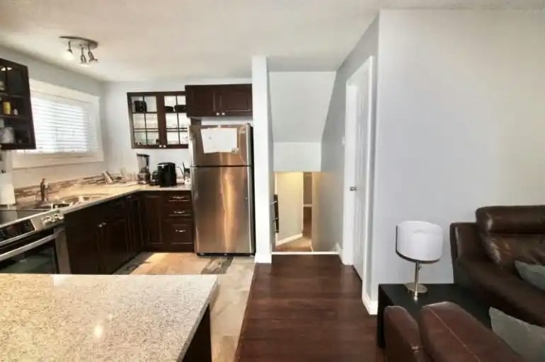 11510 77 Avenue, Grande Prairie, AB, T8W 0A3 - 7