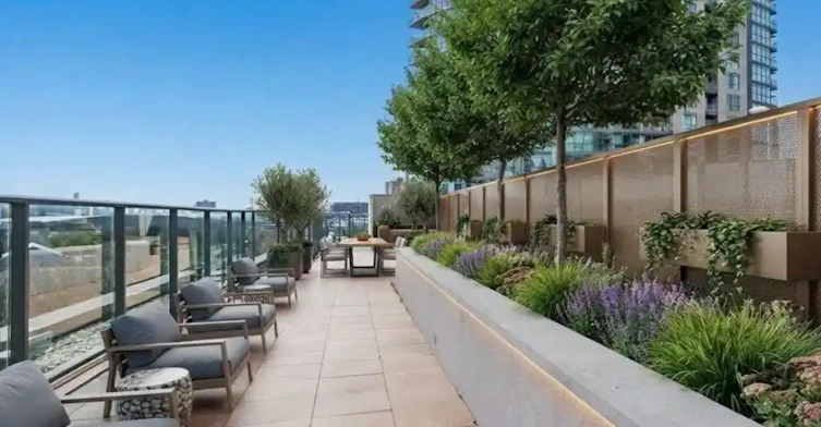 215 Fort York Boulevard, Toronto, ON, M5V 4A2 - 10