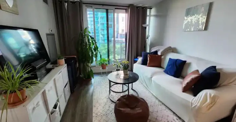 215 Fort York Boulevard, Toronto, ON, M5V 4A2 - 4