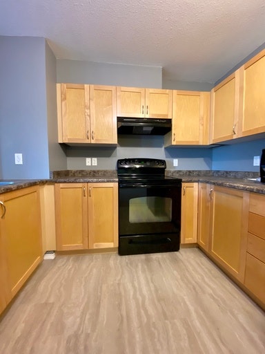 42 Summerwood Boulevard, Rural Strathcona County, AB, T8H 0C3 - 8