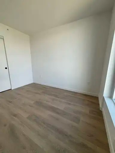 13738 Central Avenue, Surrey, BC, V3T 0X5 - 8
