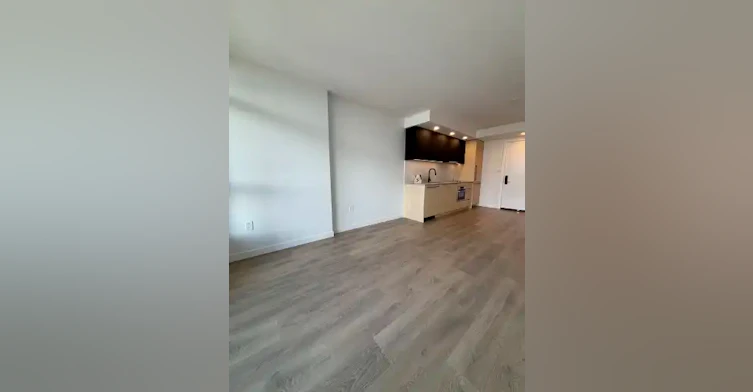 13738 Central Avenue, Surrey, BC, V3T 0X5 - 6