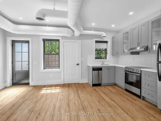 1095 Queen Street East, Toronto, ON, M4M 1K7 - 10