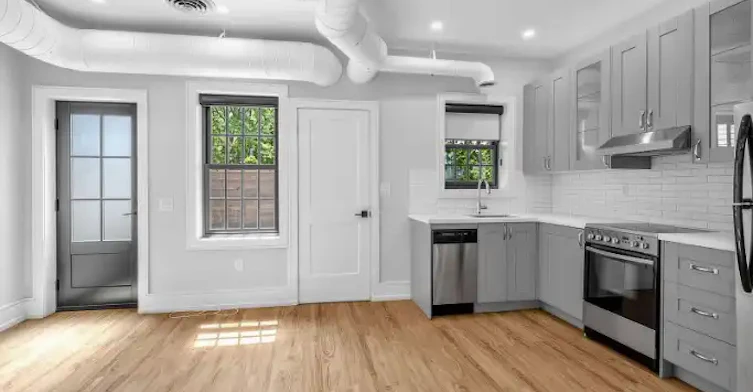 1095 Queen Street East, Toronto, ON, M4M 1K7 - 10