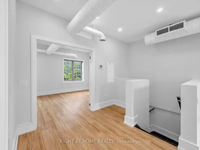 1095 Queen Street East, Toronto, ON, M4M 1K7 - 2