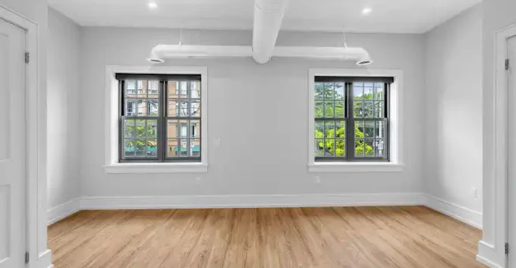 1095 Queen Street East, Toronto, ON, M4M 1K7 - 15