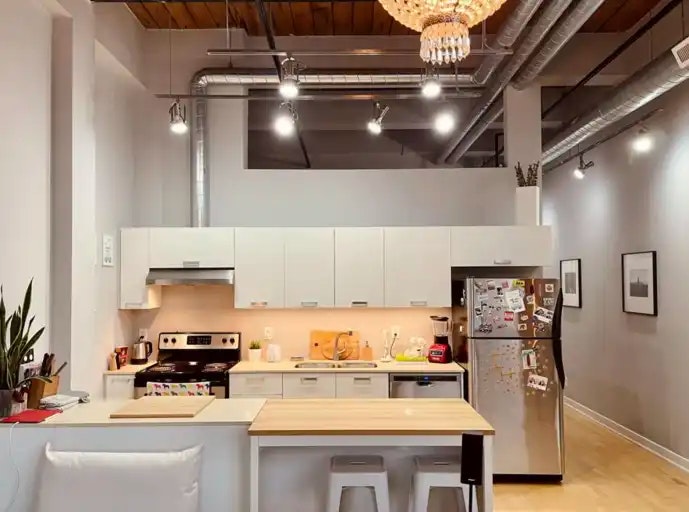 43 Hanna Avenue, Toronto, ON, M6K 1X1 - 2