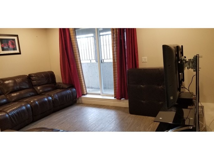 10368 175 Street, Surrey, BC, V4N 5R4 - 2