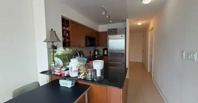 210 Victoria Street, Toronto, ON, M5B 2R3