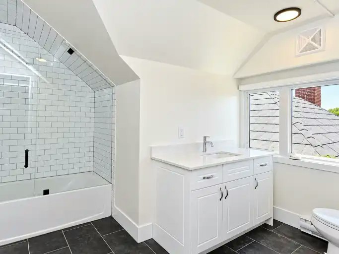 1354 Youngs Point Road, Smith-Ennismore-Lakefield, ON, K0L 2H0 - 8
