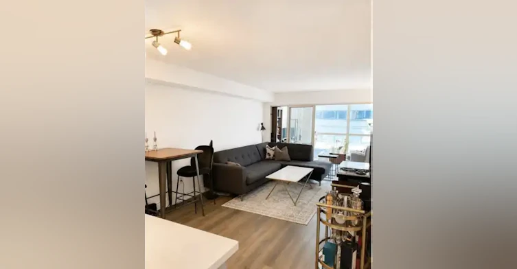 705 King Street West, Toronto, ON, M5V 2W8 - 2