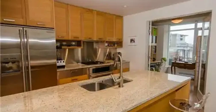 365 Waterfront Crescent, Victoria, BC, V8T 0A6 - 3