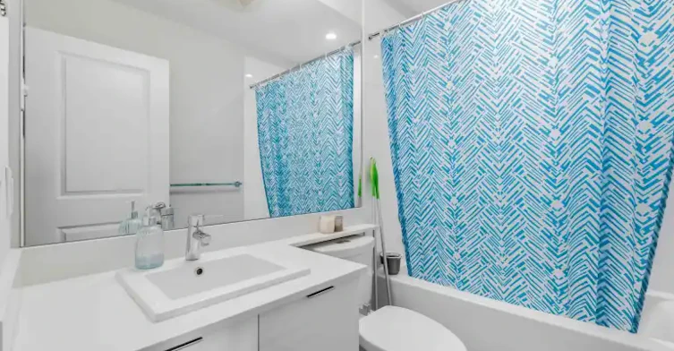 15151 Edmund Drive, Surrey, BC, V3S 0B2 - 15