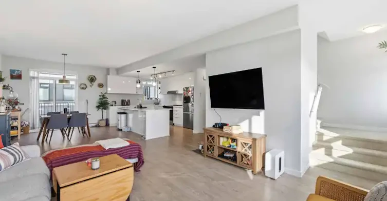 15151 Edmund Drive, Surrey, BC, V3S 0B2 - 3