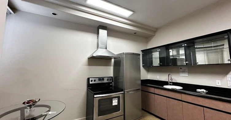 4162 Carnarvon Street, Vancouver, BC, V6L 2S2 - 3