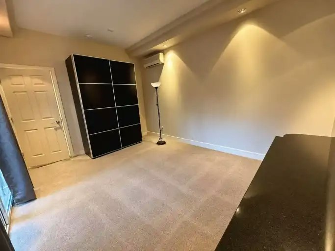 4162 Carnarvon Street, Vancouver, BC, V6L 2S2 - 2
