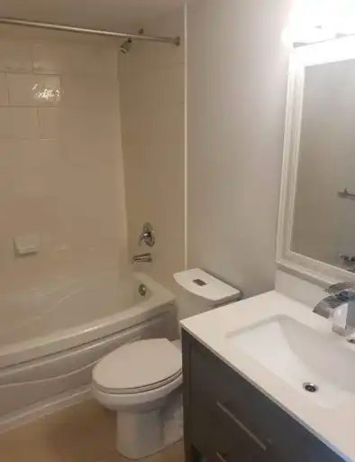 81 Navy Wharf Court, Toronto, ON, M5V 3S2 - 3