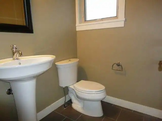 576 Nicola Street, Kamloops, BC, V2C 2R1 - 3