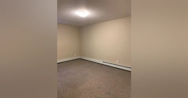 6014 56 Avenue, Red Deer, AB, T4N 4R4 - 12