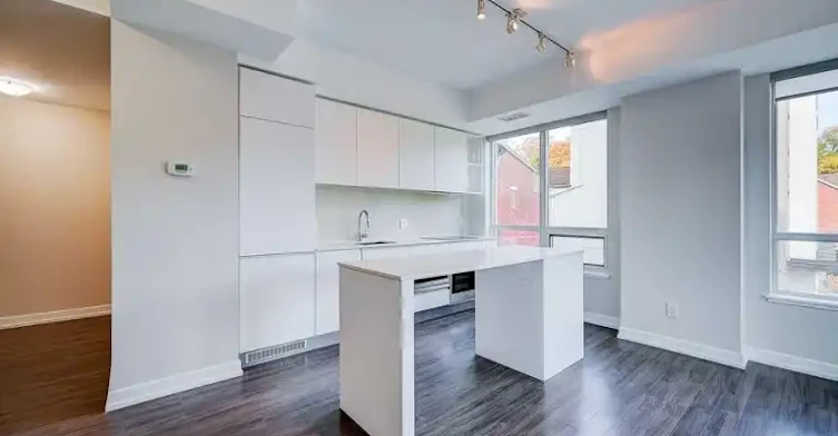 377 Madison Avenue, Toronto, ON, M4V 3E1 - 8