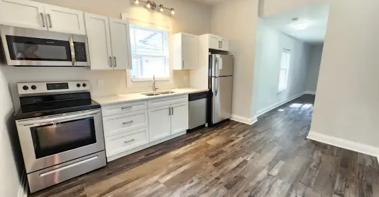 185 Parkhill Road West, Peterborough, ON - 9