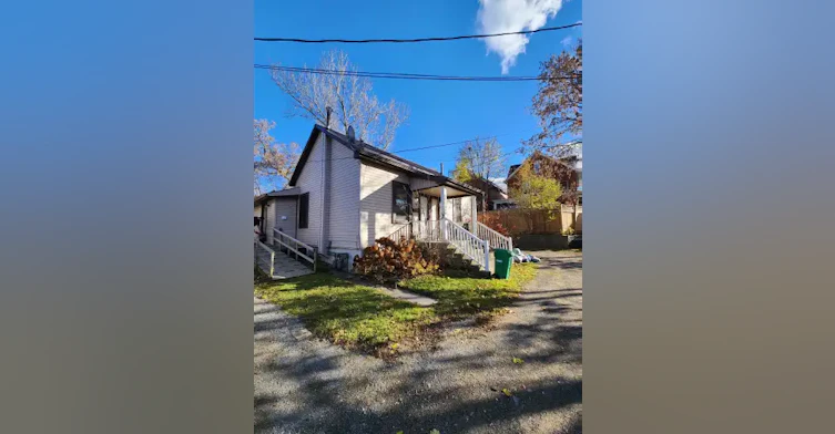 185 Parkhill Road West, Peterborough, ON
