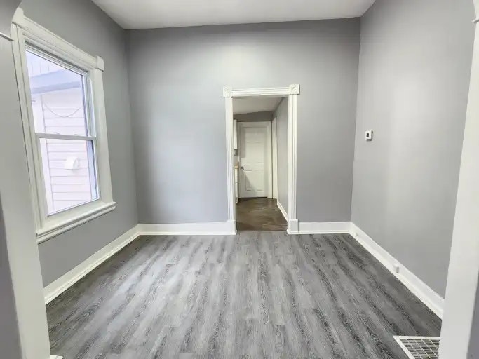 185 Parkhill Road West, Peterborough, ON - 10