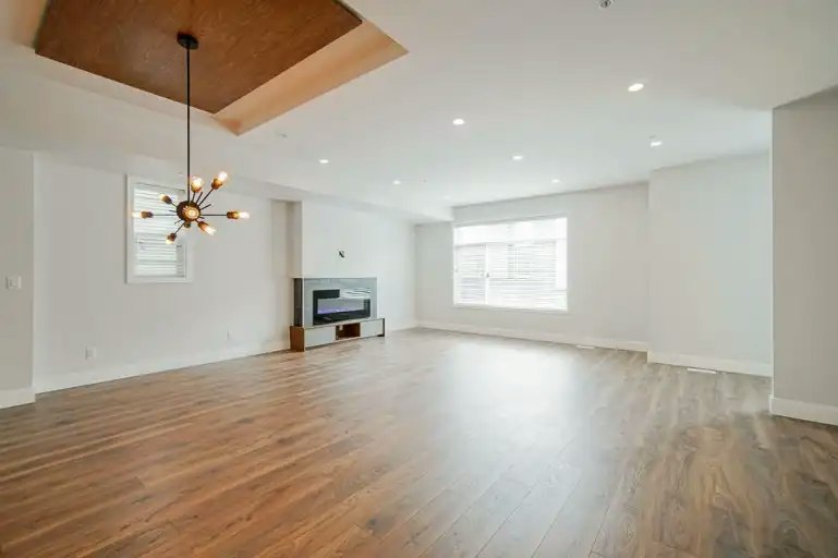 33209 Cherry Avenue, Mission, BC, V2V 0G8 - 7