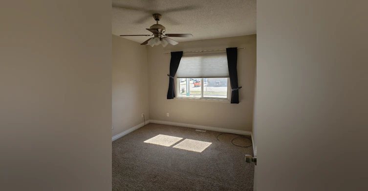101 Mill Street, Hinton Hill, AB, T7V 1T3 - 4