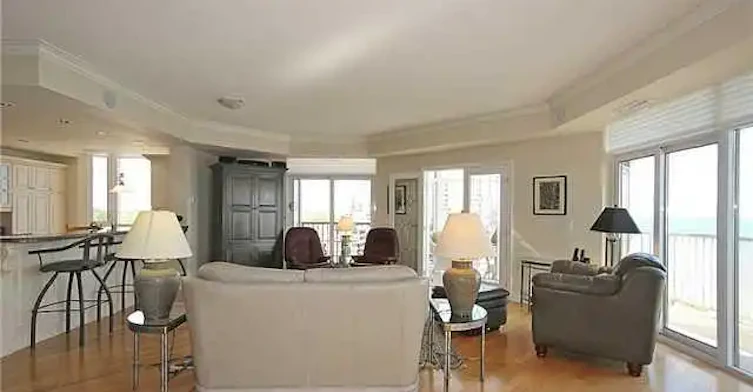 1477 Lakeshore Road, Burlington, ON, L7S 1B5 - 3