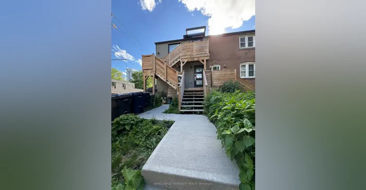 200 Munro Street, Toronto, ON, M4M 2C2 - 2