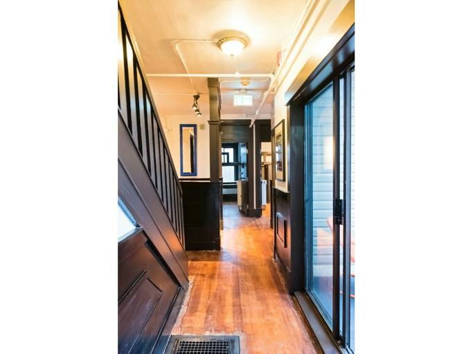 406 Union Street, Vancouver, BC, V6A 2B6 - 6