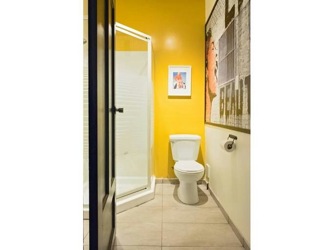 406 Union Street, Vancouver, BC, V6A 2B6 - 11