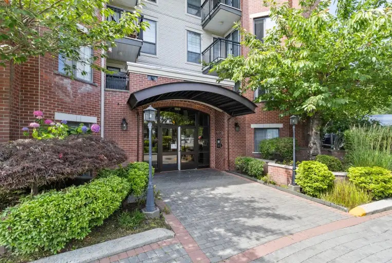 20303 Douglas Crescent, Langley, BC, V3A 8T4