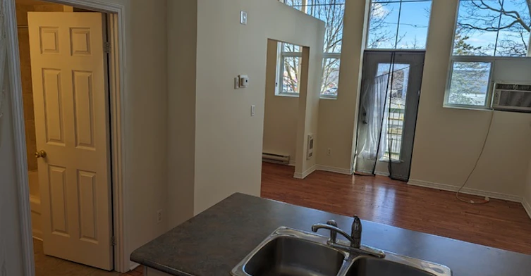 505 Simcoe Street South, Oshawa, ON, L1H 4J9 - 8