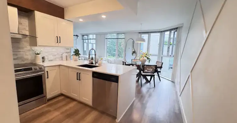 888 Pacific Street, Vancouver, BC, V6Z 2S6 - 8