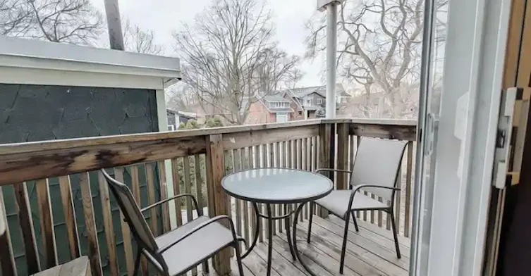 258 Kenilworth Avenue, Toronto, ON, M4L 3S8