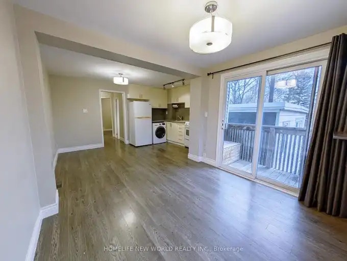 258 Kenilworth Avenue, Toronto, ON, M4L 3S8 - 7
