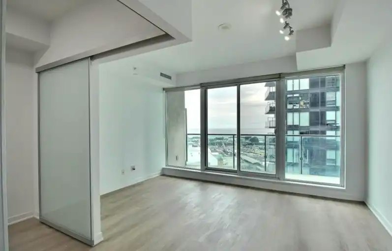 150 Liberty Street East, Toronto, ON, M6K 3R5 - 5