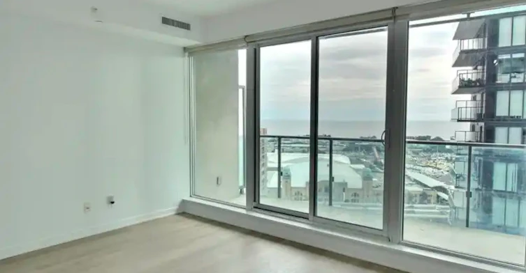 150 Liberty Street East, Toronto, ON, M6K 3R5 - 4