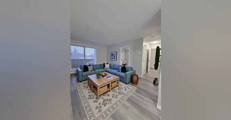 5820 58a Street, Red Deer, AB, T4N 2M7 - 2